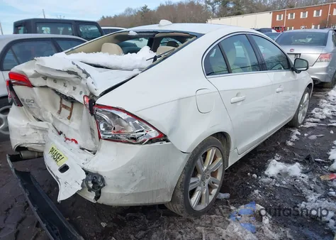 2012 Volvo S60 T6 из США, поврежденный, VIN YV1902FHXC2055252